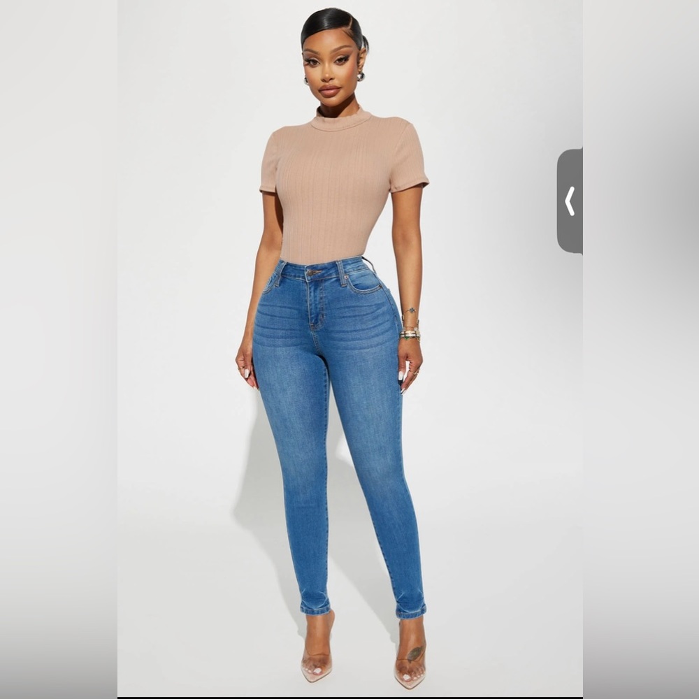 Brand new Fashion nova medium wash skinny jeans